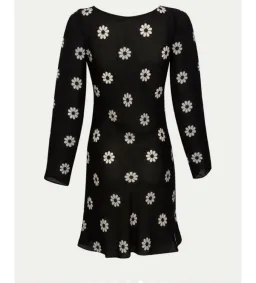 Realisation Par The Cosima 90’s Daisy Dress in Print Size 8 for rent on The Volte - image 4