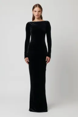 Effie Kats Yasmine Gown in Black Size S / AU 8 for rent on The Volte - image 1