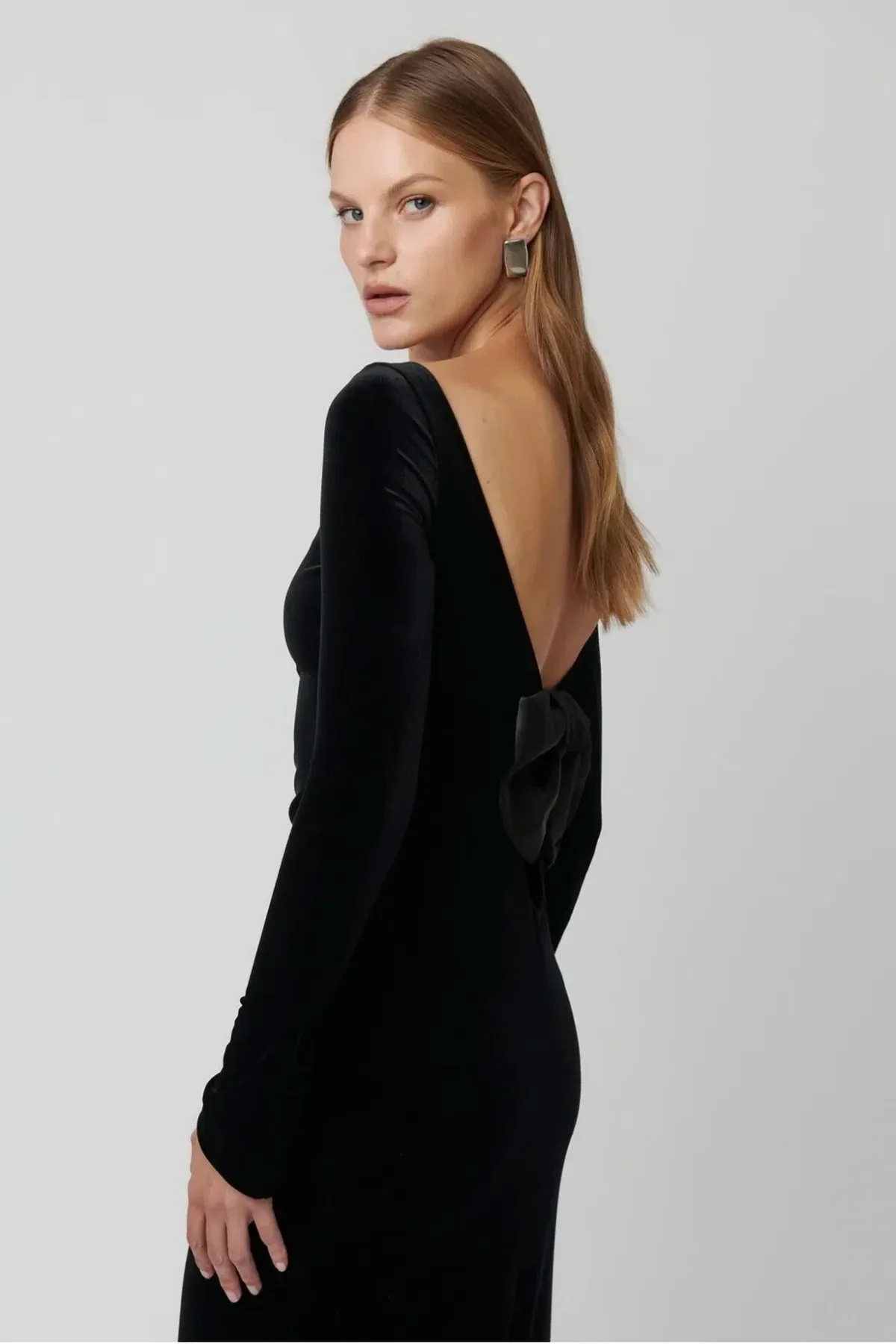 Effie Kats Yasmine Gown in Black Size S / AU 8 - Image 3