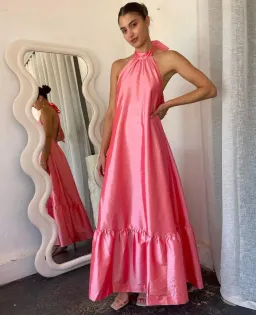 Hansen and Gretal Gateau Gown Pink Size AU 8 for rent on The Volte - image 1