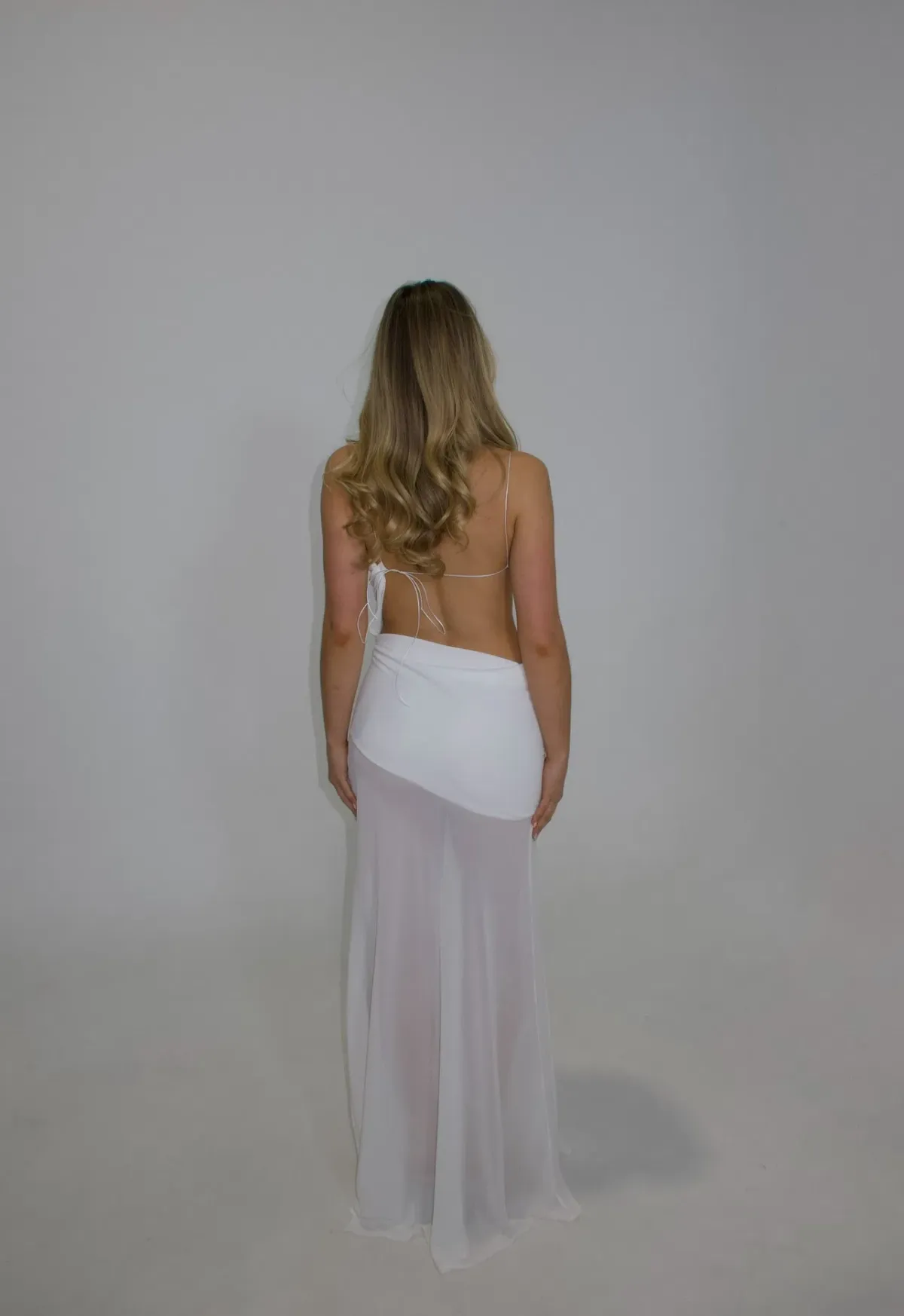 Natalie Rolt Dahlia Maxi Dress in White Size AU 6 - Image 3