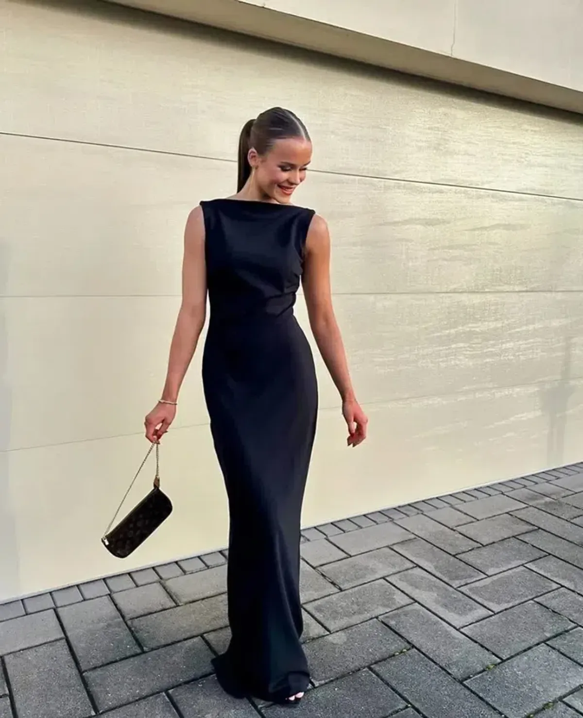 Effie Kats Verona Maxi Gown in Black Size AU 6 - Image 5