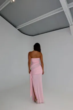 Natalie Rolt Miranda Floor Length Gown Dress in Blossom Pink Size 1 / AU 8 for rent on The Volte - image 5