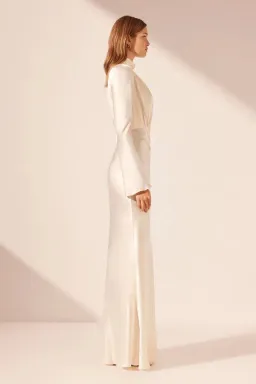 Shona Joy La Lune Plunged Long Sleeve Maxi Dress Cream Size 6 for rent on The Volte - image 3