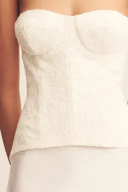 Shona Joy luminous lace strapless bustier - ivory for rent on The Volte - image 4