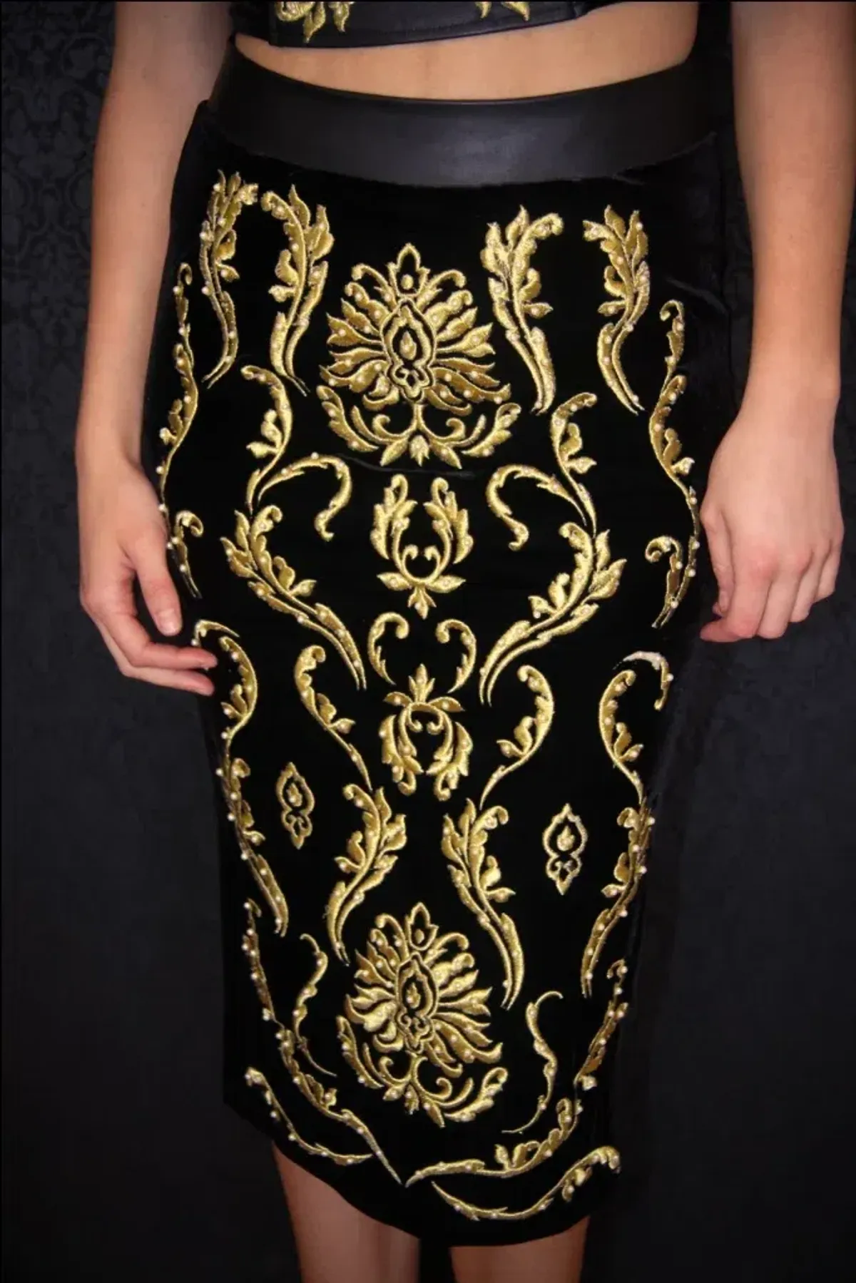 Miss Marie Wrap You Under Skirt - Image 1