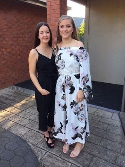 Pasduchas white floral jumpsuit size 10 for rent on The Volte - image 1