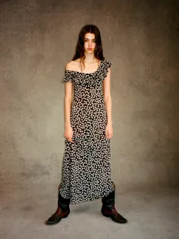 Realisation Par The Minnie Size S / AU 8 for rent on The Volte - image 1