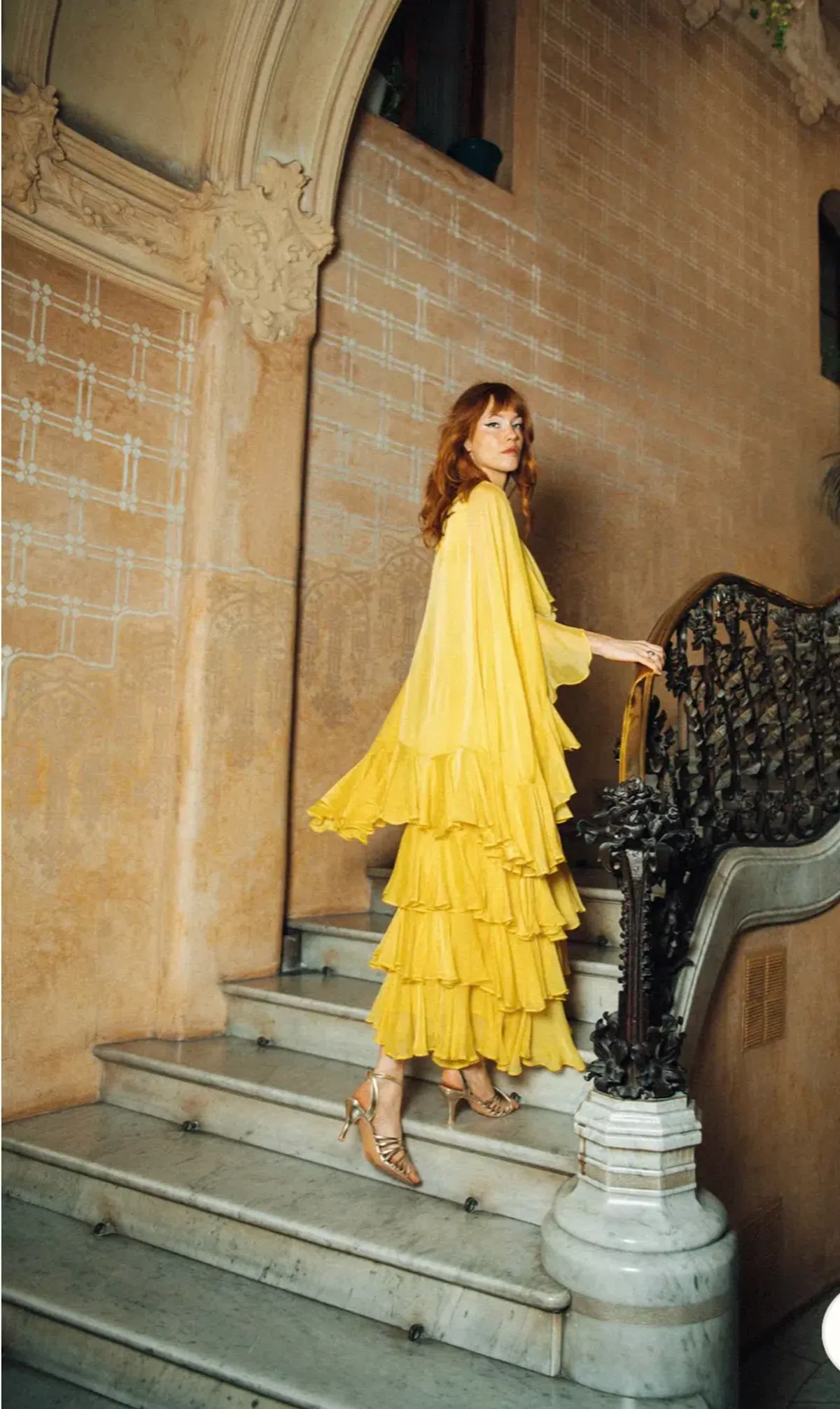 Queens of Archive Bianca Dress - size Small - Image 3