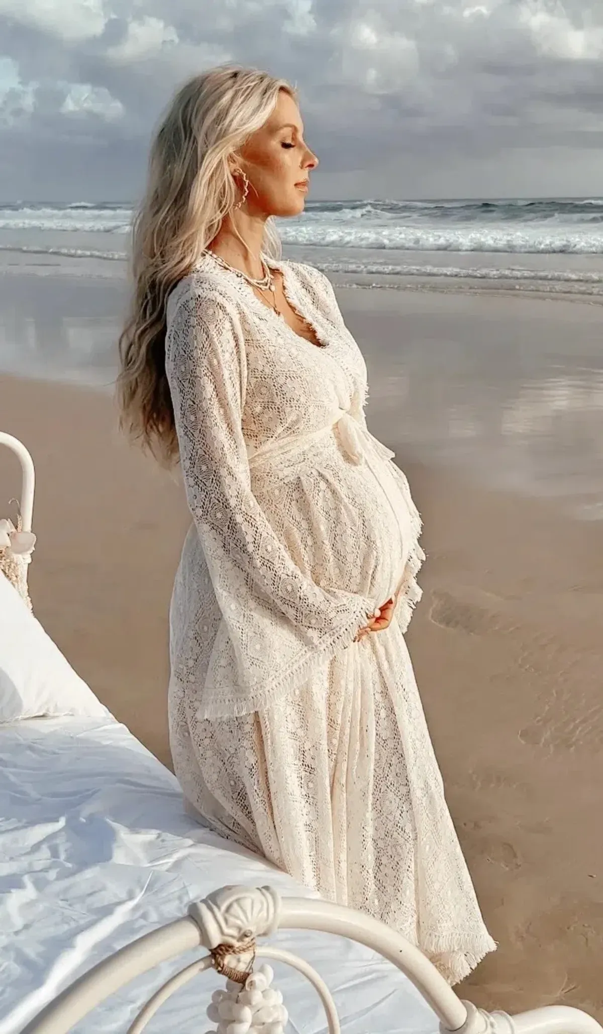 Coven & Co Boho Maternity Pirate Queen Gown Cream  Size L / AU 14 - Image 5