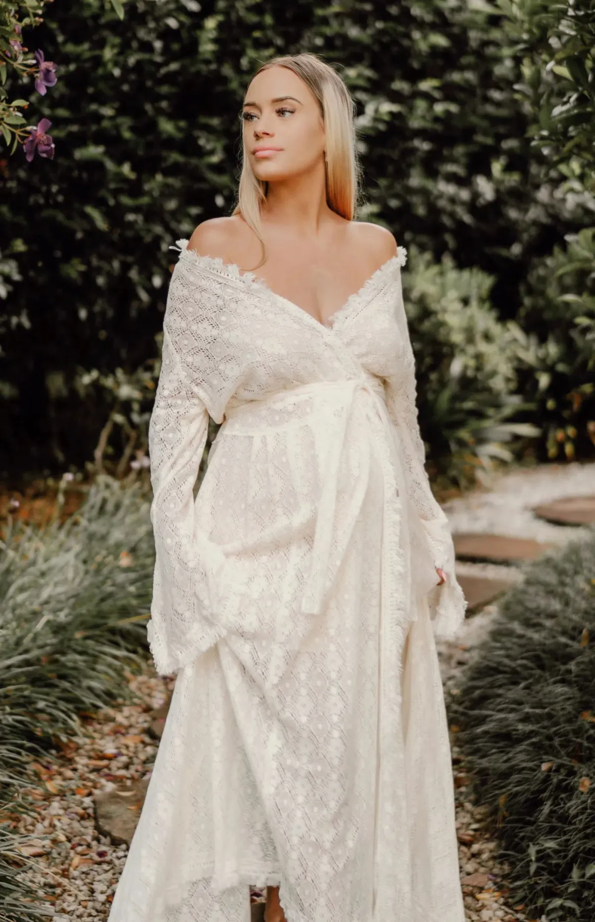 Coven & Co Boho Maternity Pirate Queen Gown Cream  Size L / AU 14 - Image 6