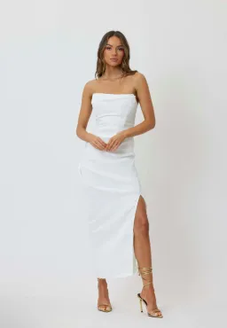 Bianca & Bridgett Evelyn Dress White Size 16  for rent on The Volte - image 1