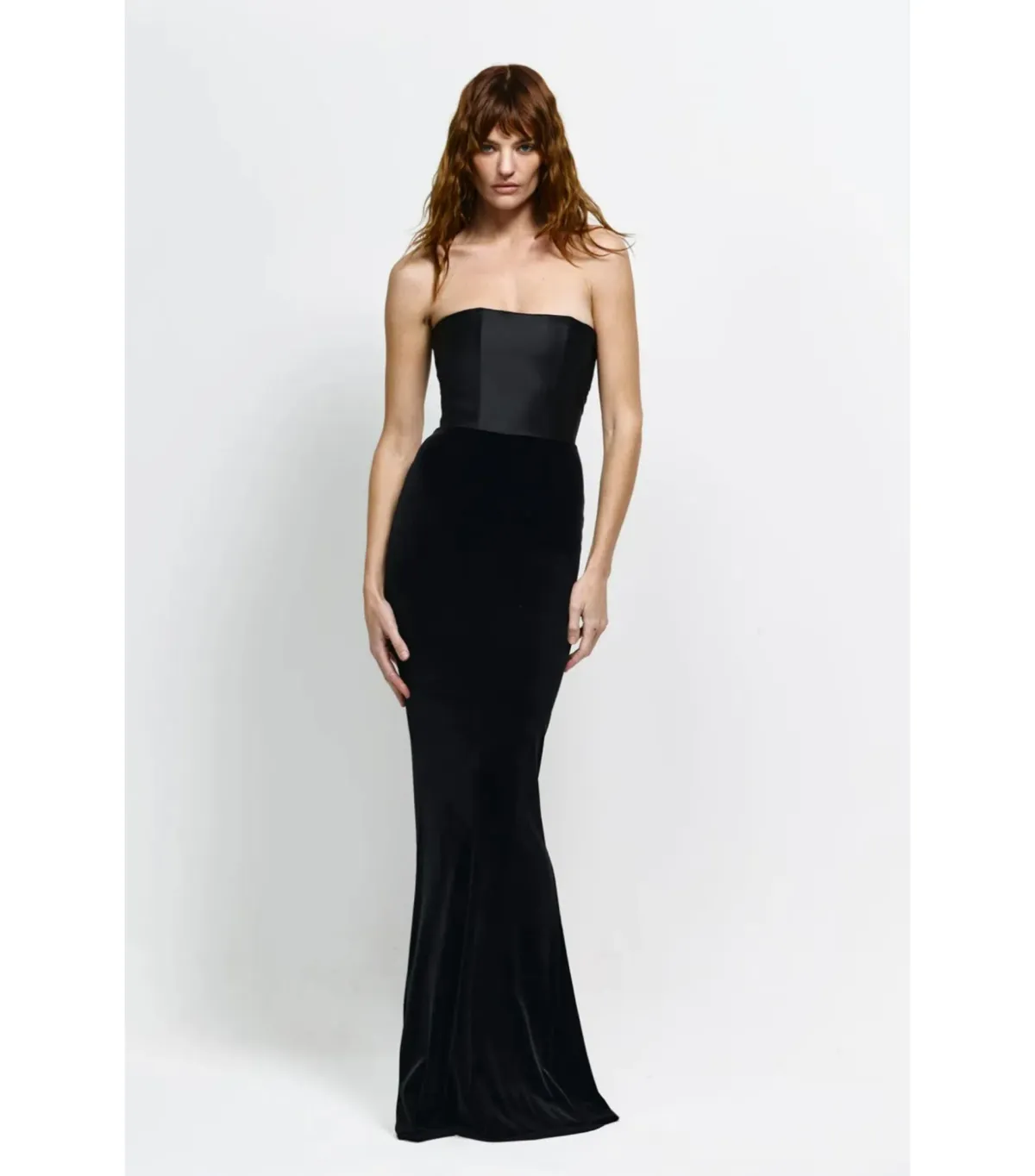 Effie Kats Lakely Maxi Gown in Black Velvet Size AU 8 - Image 1