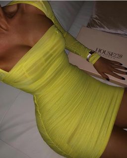 House of CB Valentina Chartreuse Long Sleeve Ruched Organza Mini Dress Yellow Size 6 for rent on The Volte - image 4