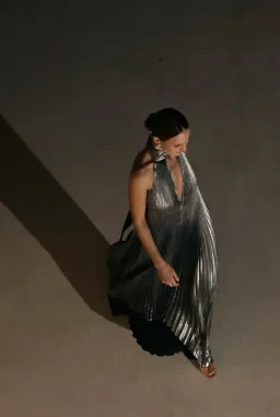 L'IDEE OPERA GOWN GUNMETAL SHIMMER SIZE AU 6 for rent on The Volte - image 3