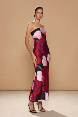 SONYA MODA ALMA MIDI / SIZE 8  for rent on The Volte - image 1