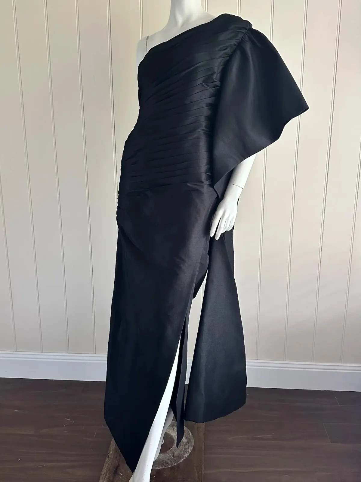 RACHEL GILBERT one shoulder black gown Size 10 - Image 2