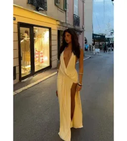 Natalie Rolt Winona Gown Yellow Lemon Size 8 (1) for rent on The Volte - image 4