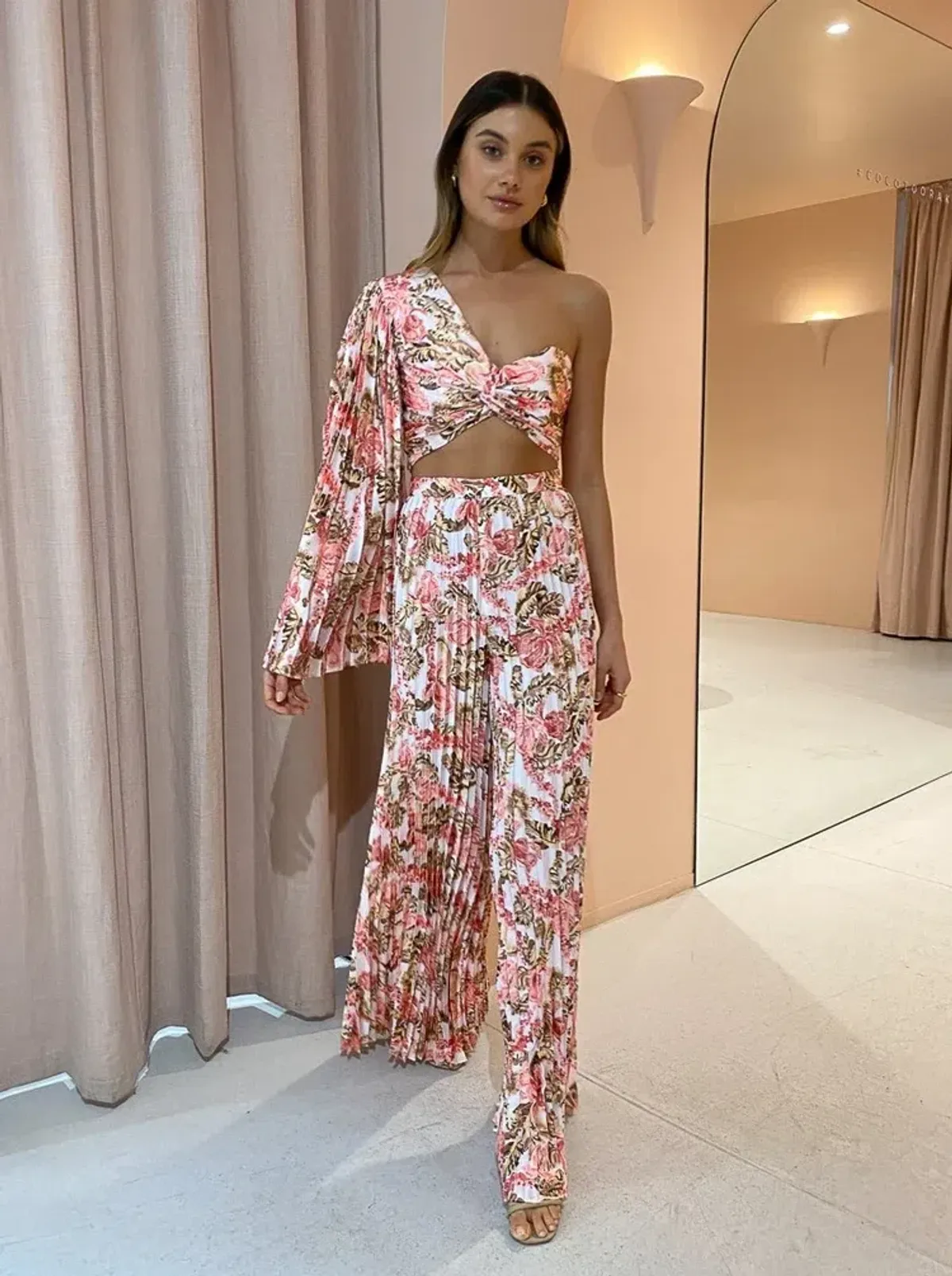 Significant Other Simone Set In Pink Sangria Floral - Size 8 - Image 1