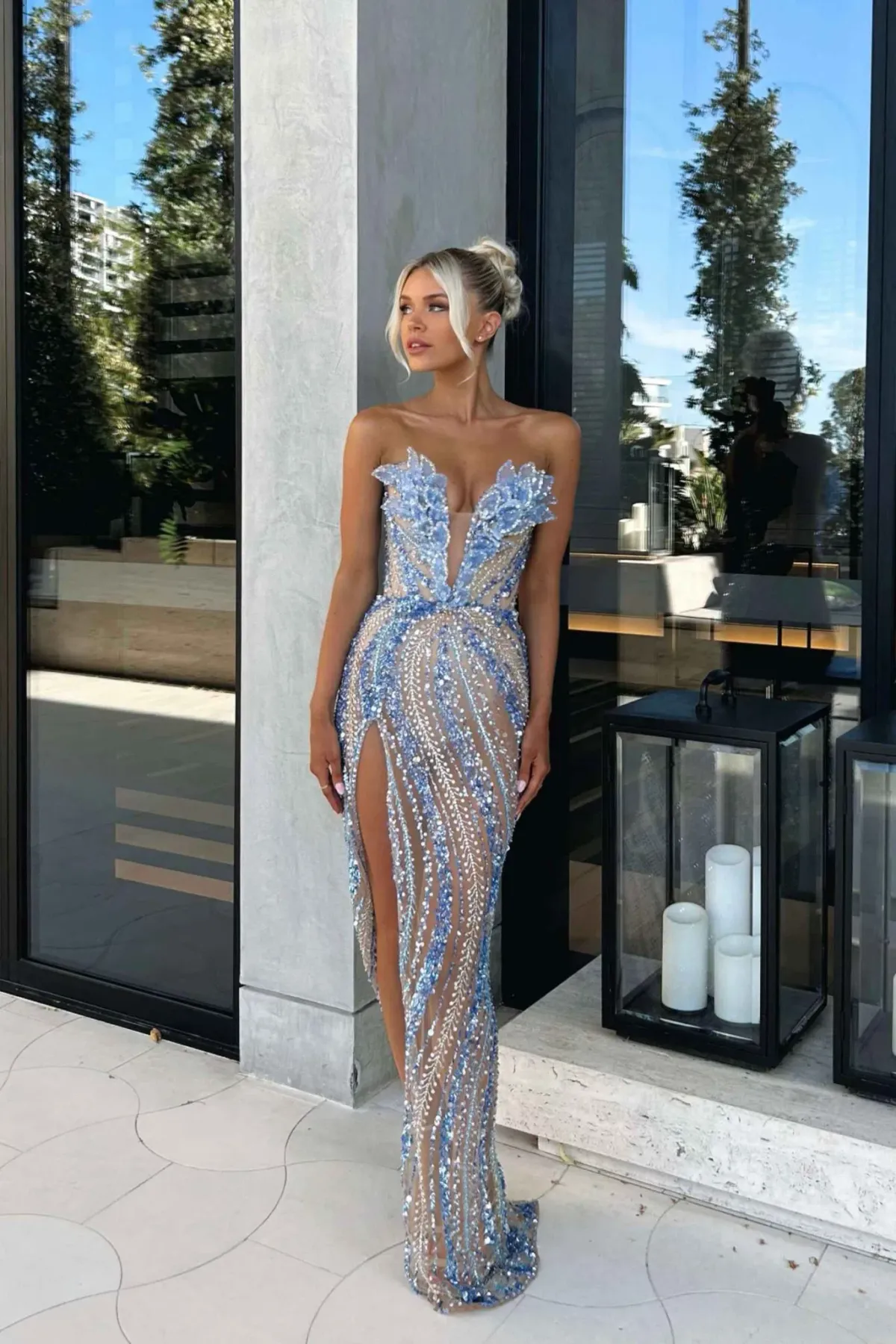 Albina Dyla - Blue embellished dress with leaf corset - Image 5