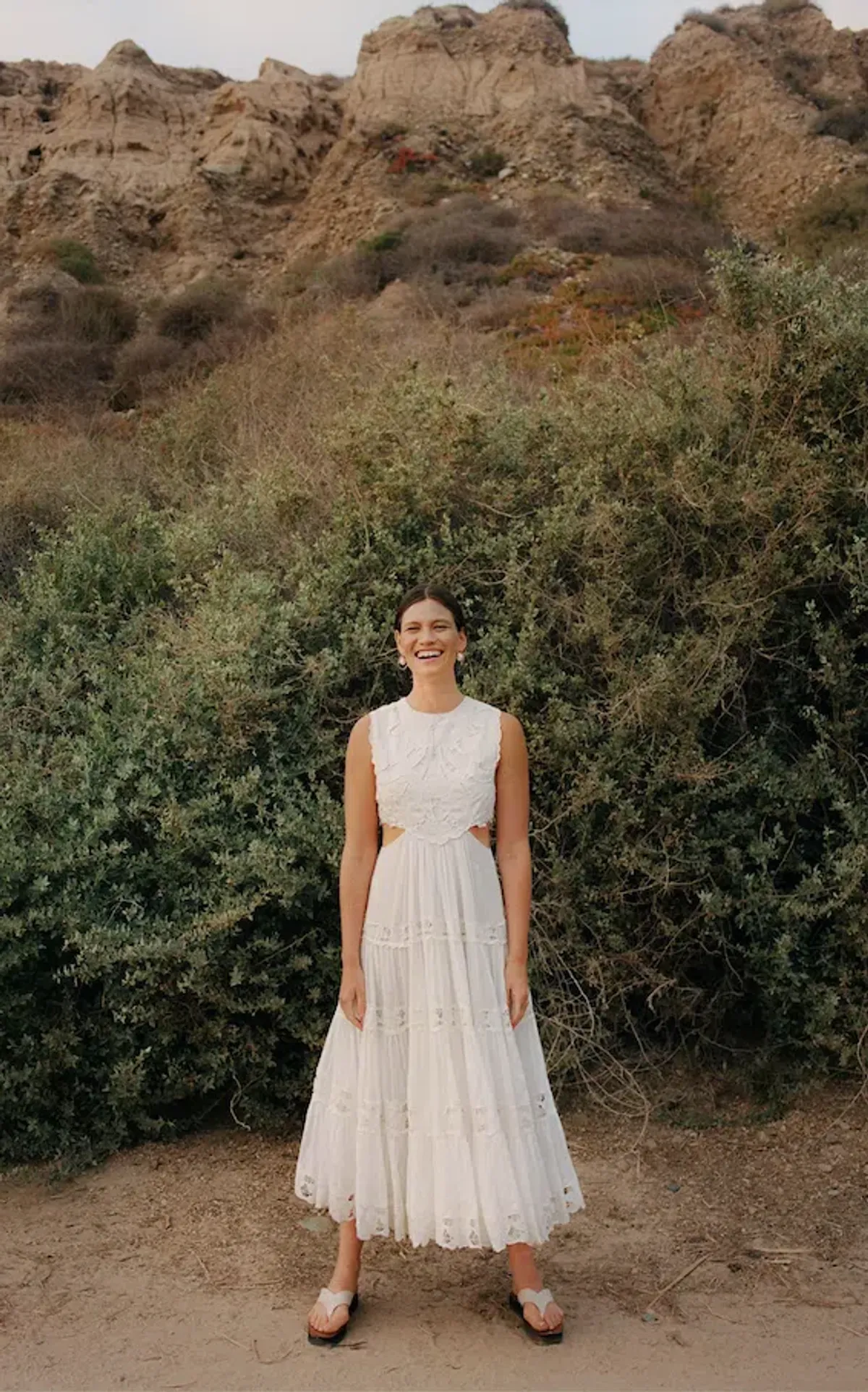 Zimmermann White Linen Cut-out Cassia Sleeveless Midi Dress size 6 - Image 5