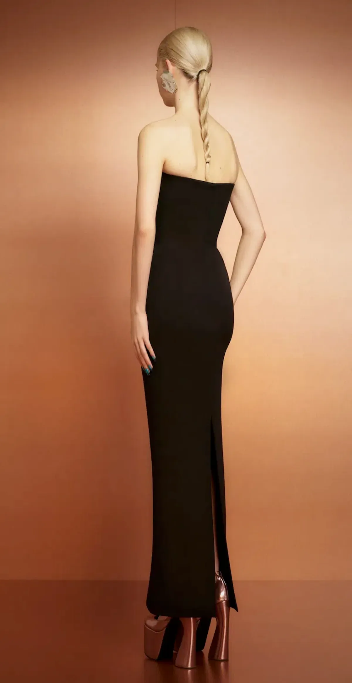 The Zuri Maxi Dress in Bright Green and Black - Image 3