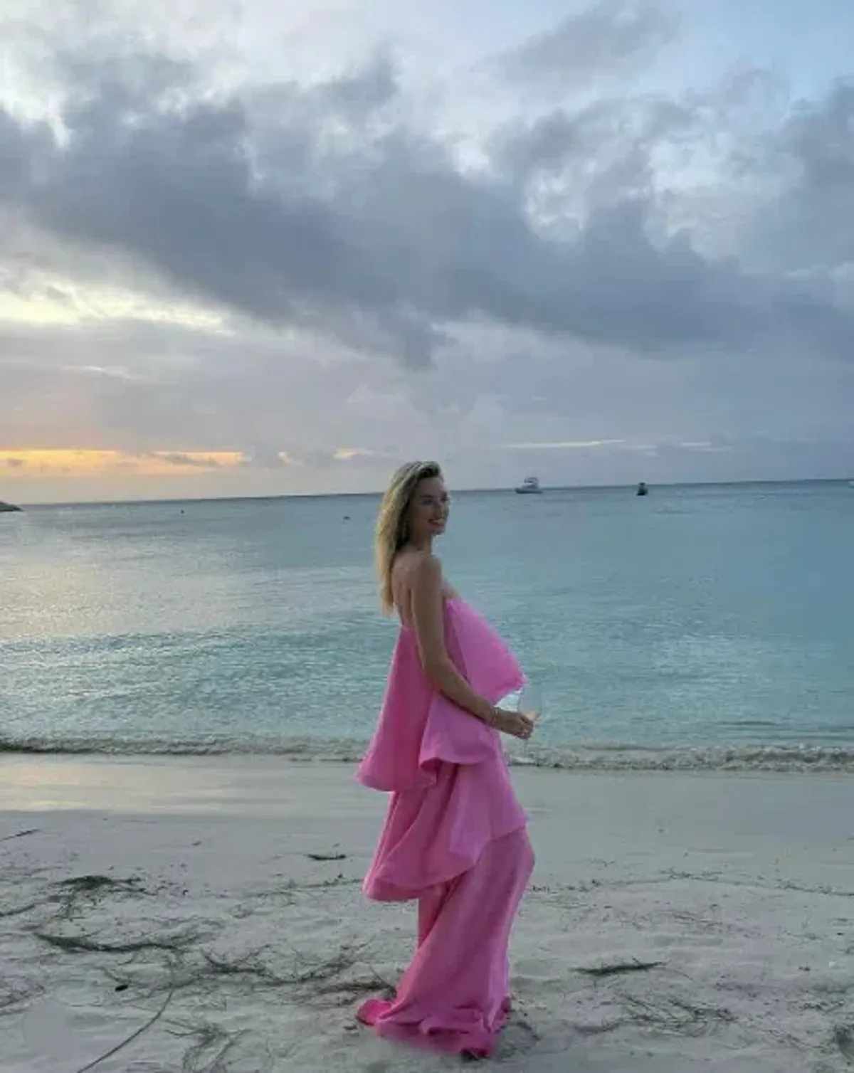 Elliatt Tilly Tiered Maxi Dress Pink Size AU 12 - Image 2