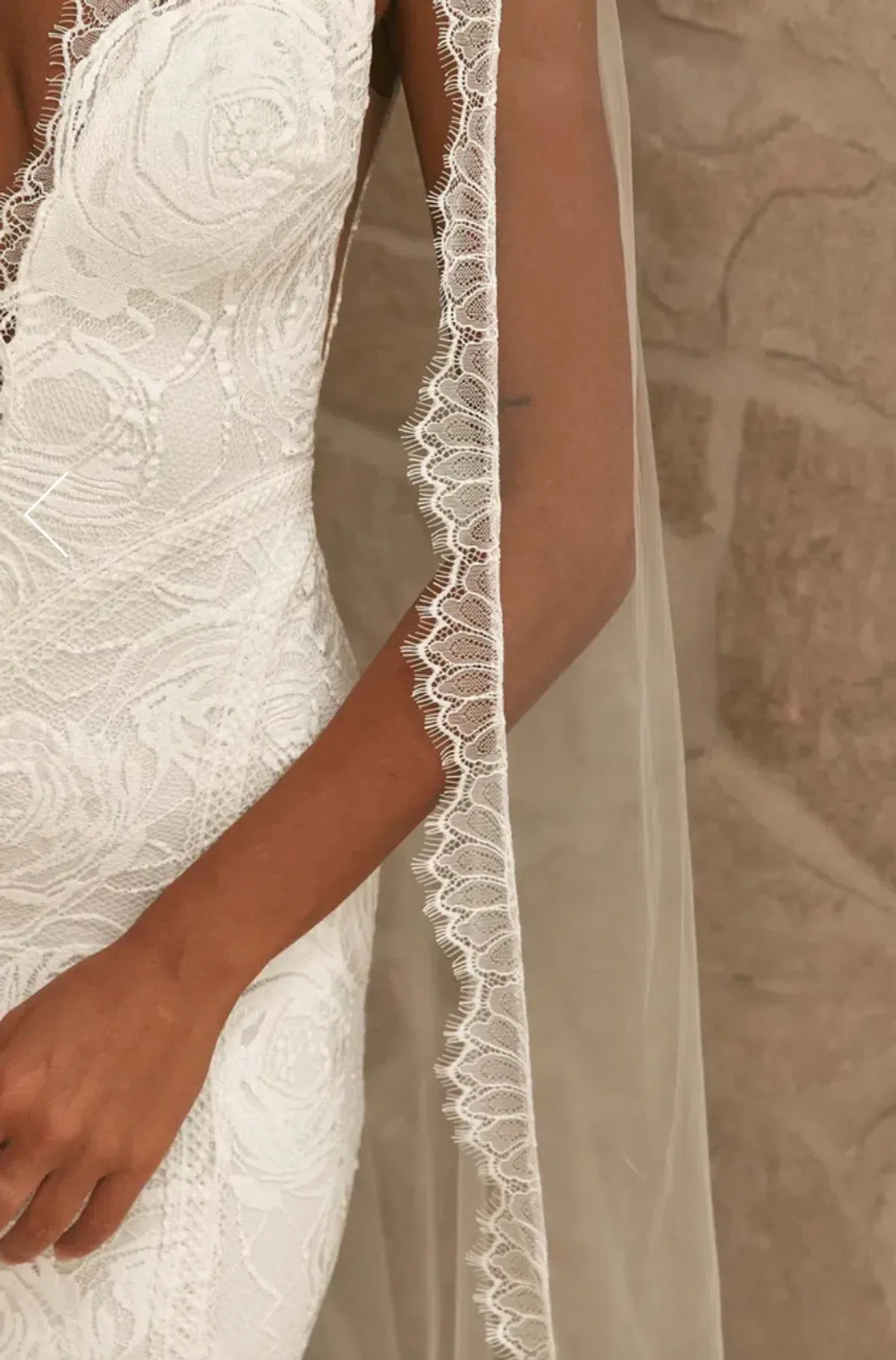 Grace Loves Lace Lumi Wedding Veil - Image 2