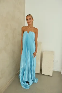 L'Idee Black Tie Gown Ice Size AU 10 for rent on The Volte - image 2