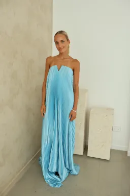 L'Idee Black Tie Gown Ice Size AU 10 for rent on The Volte - image 1