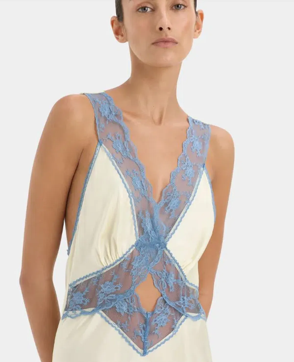 Sir Aries Cut Out Gown in Butter Size 6 - Image 2