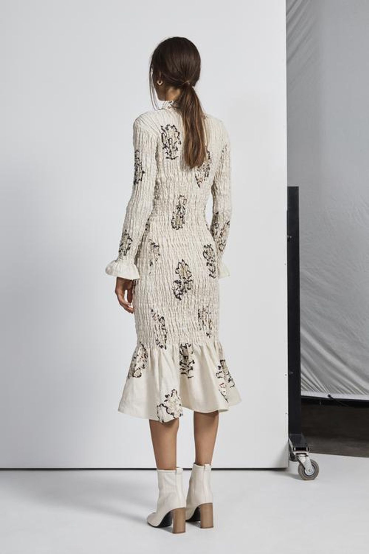 Sir The Label Aster Long Sleeve Midi Dress Print Size AU 6 - Image 3