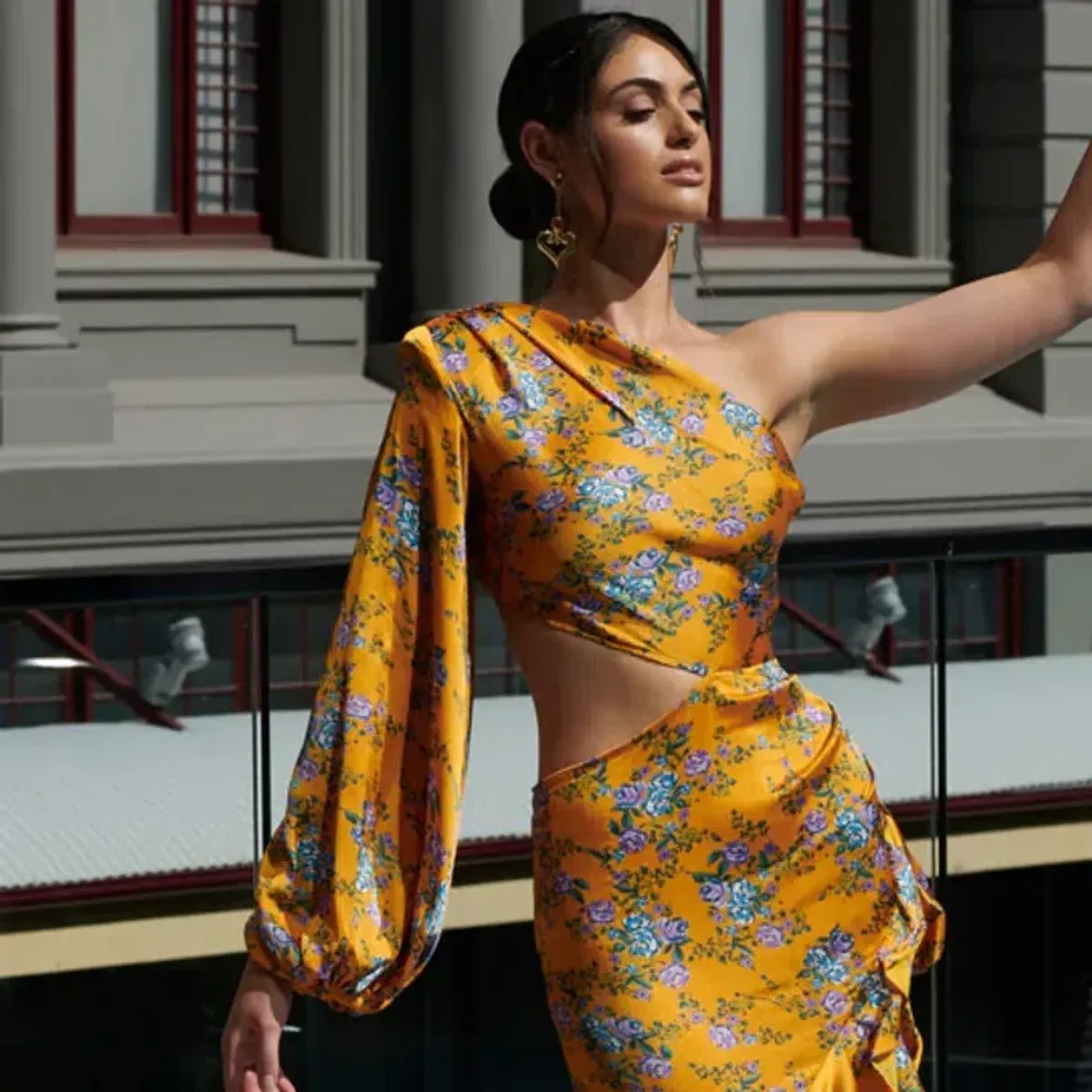 Bronx and Banco Hanna Gown Yellow Floral 10 M Medium - Image 6