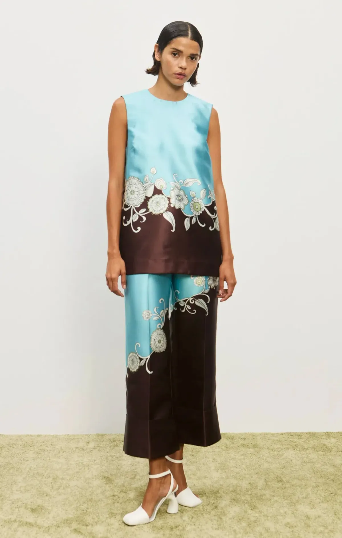 Alemais Gia Set, Pant & Top, Sz 8 - Image 1