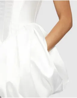 Effie Kats Muse Mini Ivory for rent on The Volte - image 5