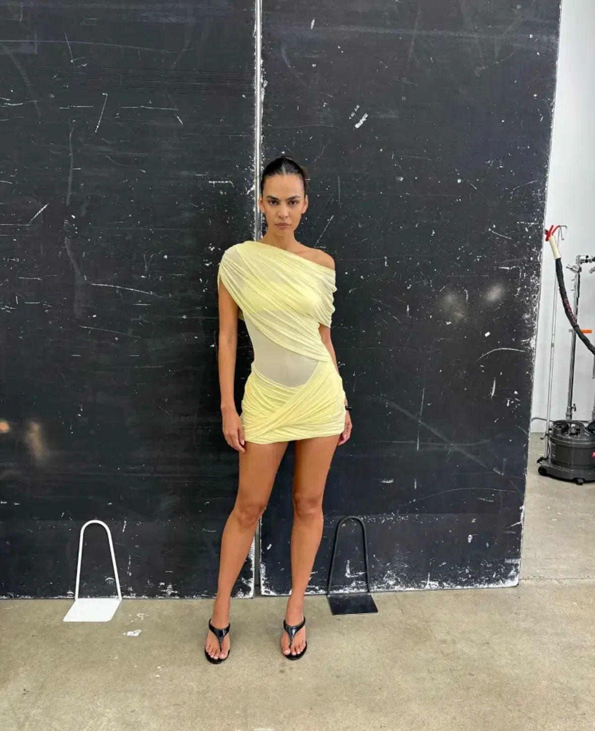 BENNI. Otto Mini Dress Lemon Size S/AU 8 - Image 1