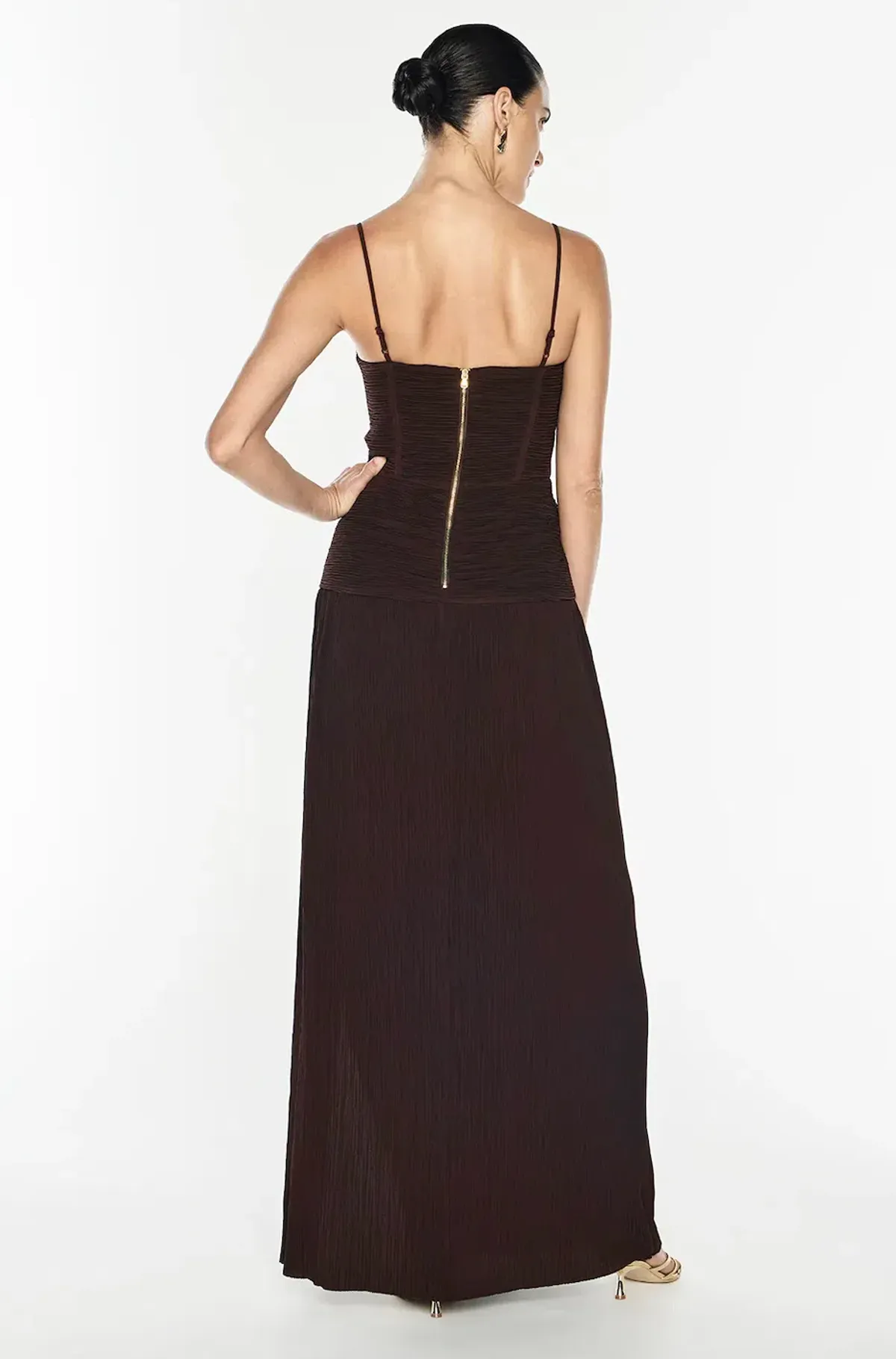 DOUBLE TIME PLEAT DRESS | DARK CHOCOLATE - Image 4