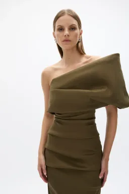 Rachel Gilbert Kat Gown for rent on The Volte - image 2