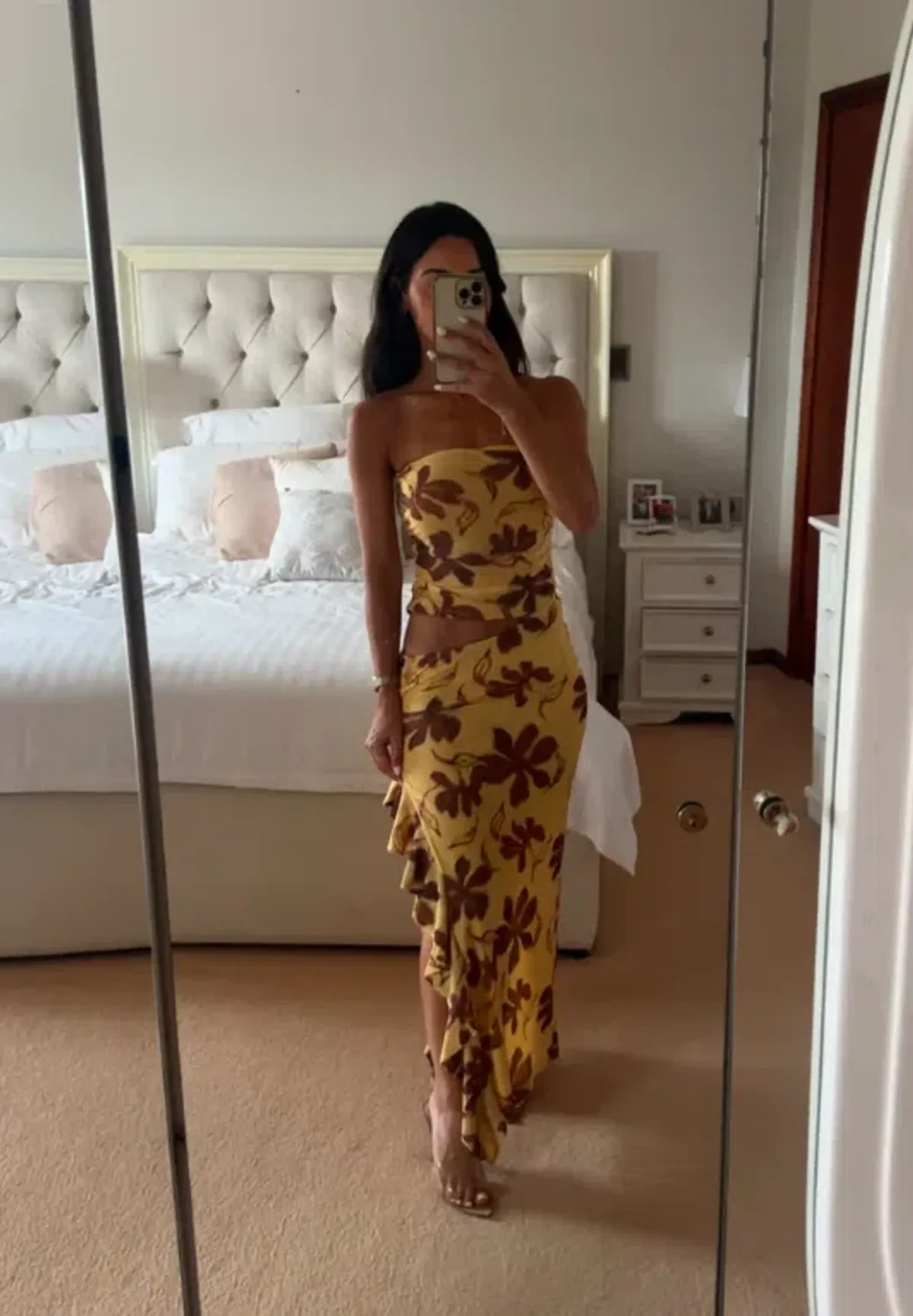 Benni Bindi Maxi Dress In Butter Floral Size 8 - Image 3