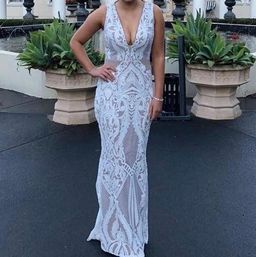 Jadore Floor length Dress size 10 for rent on The Volte - image 4