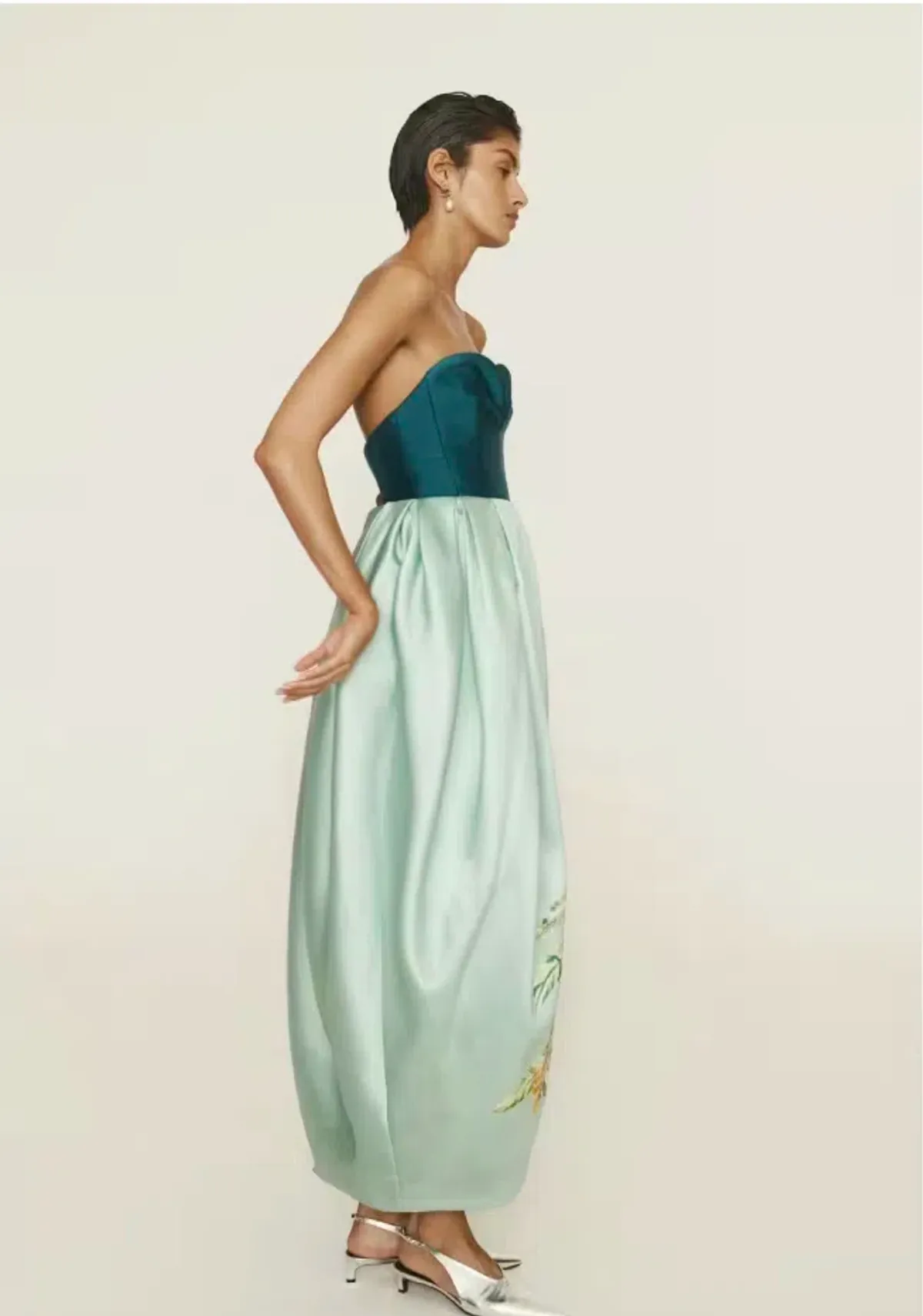 Alémais Anita Gown - Image 3