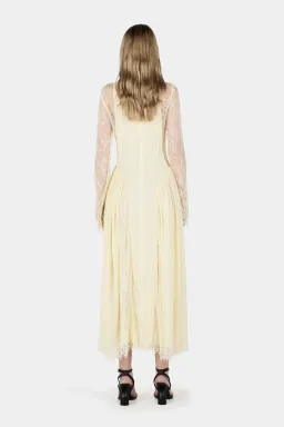 Hansen And Gretel Violetta Lace Dress Butter Size 8 for rent on The Volte - image 3