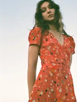 Realisation Par The Teale Midi Dress Rouge Fleur Size M / AU 10 for rent on The Volte - image 3