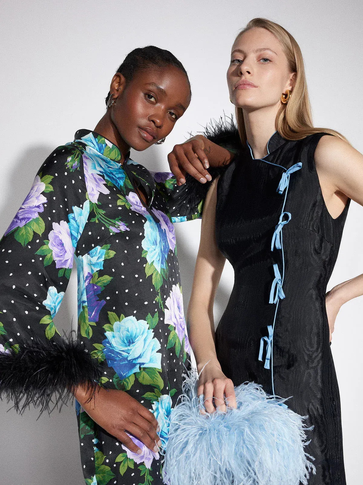 Kitri Carlotta Blue Painted Rose Mini Dress. Size 12 - Image 4