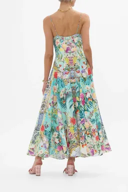 CAMILLA THE GARDENS OF QUELUZ MIDI for rent on The Volte - image 2