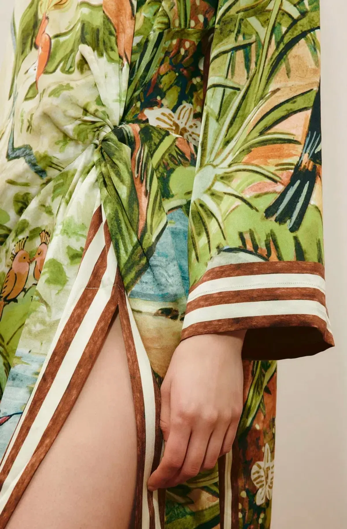 Alémais Toucan Tango Silk Midi Size 16AU - Image 2