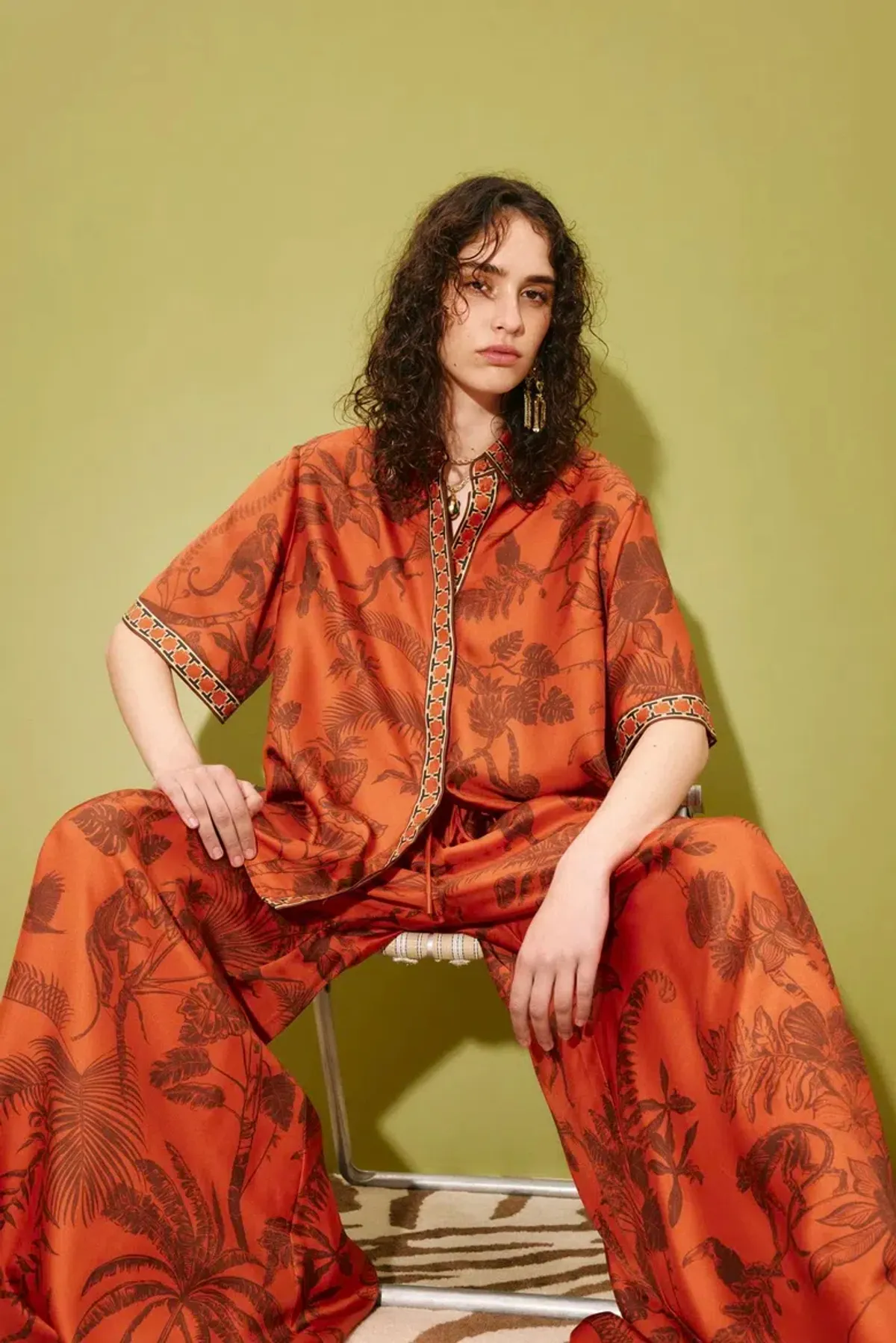 Alémais Monkey Dance Silk Set Size 16AU - Image 1