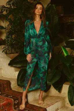 Runaway Calista Midi Dress Watercolour Green Size AU 8 / S for rent on The Volte - image 4