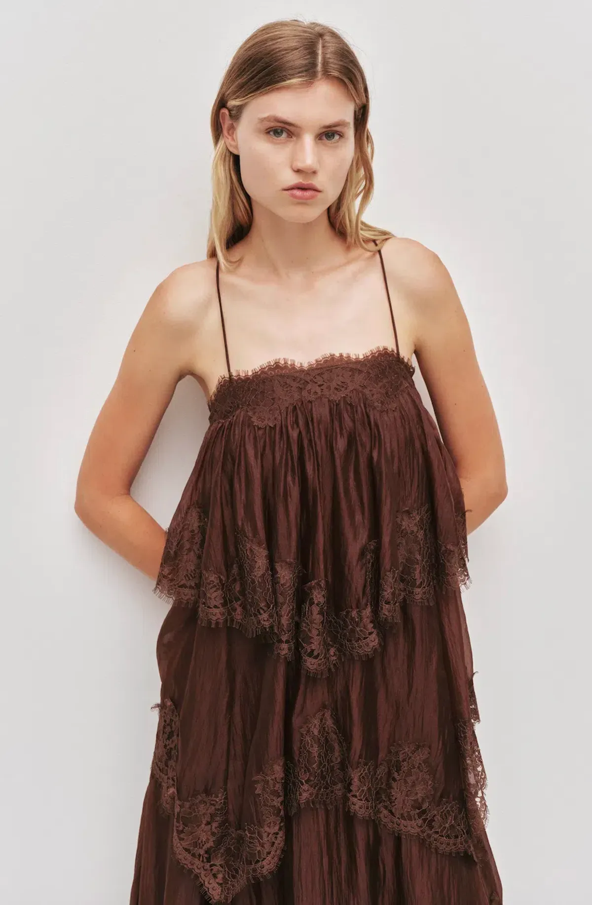 OPHELIA LACE GOWN | CHOCOLATE - SIZE 8 - Image 2