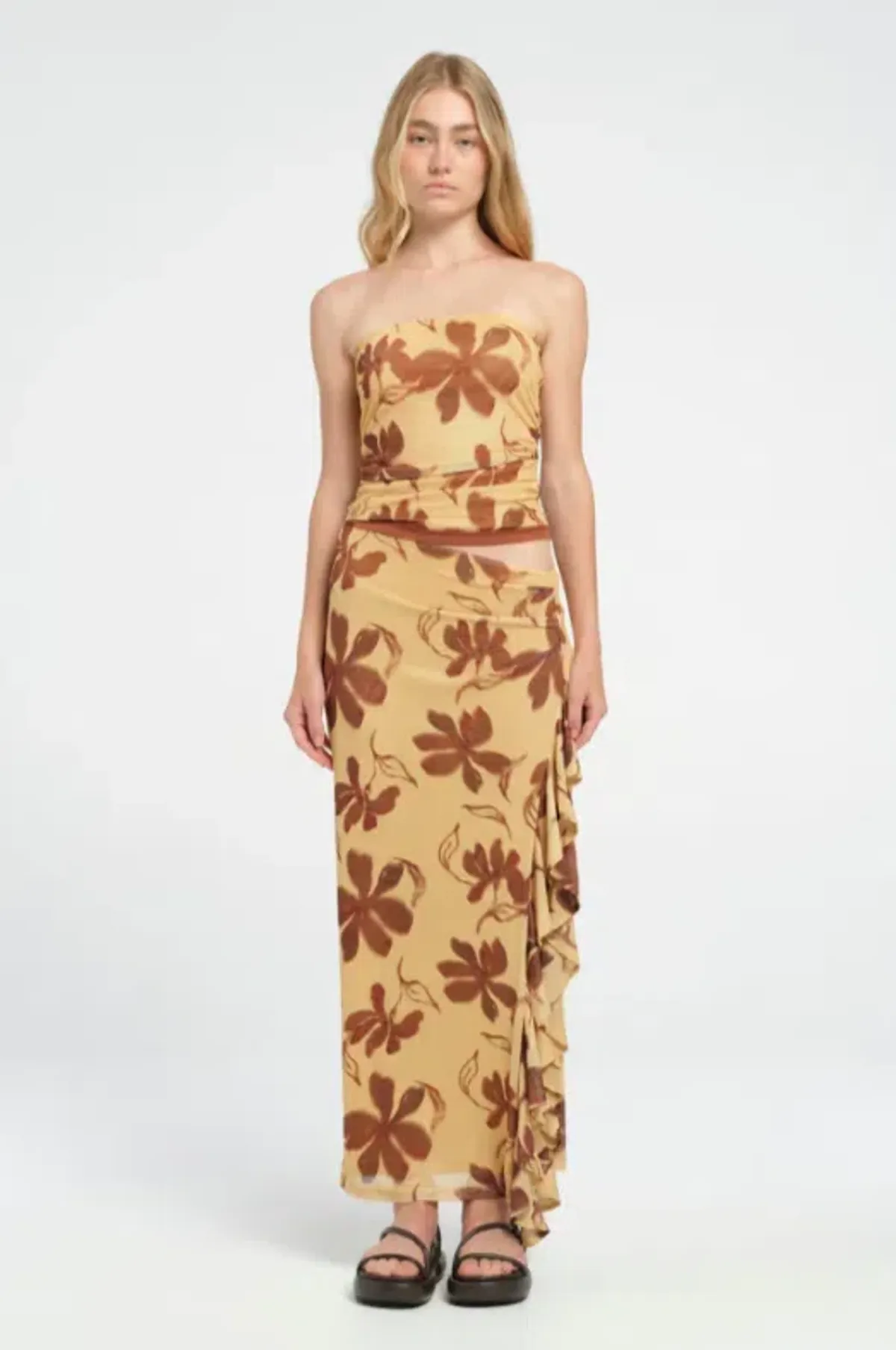 Benni Bindi Maxi Dress in Butter Floral size 6 - Image 1